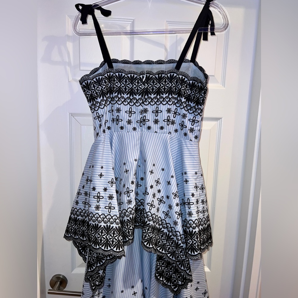 AMUR Leslie dress size 8 - Picture 9 of 11